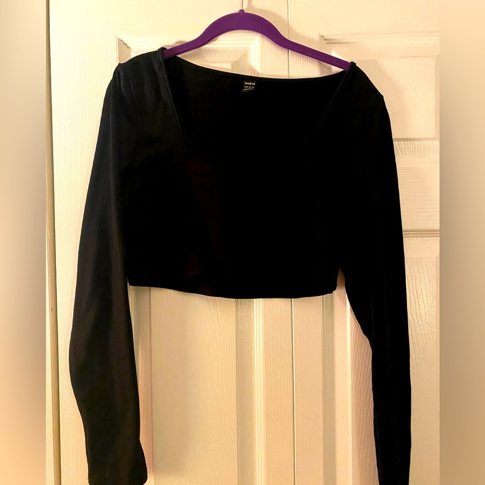 🖤NWOT! SHEIN Black Long Sleeve Crop Top/Skirt Set🖤